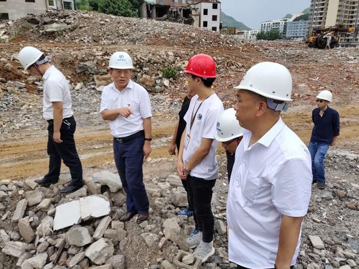 市城投集團黨委委員、紀委書記田犁帶隊赴銅仁市熊家屯棚戶區(qū)（城中村）改造項目 黃家院子項目點檢查防汛工作